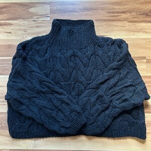 Aliya Wanek Chioma sweater in black L/XL